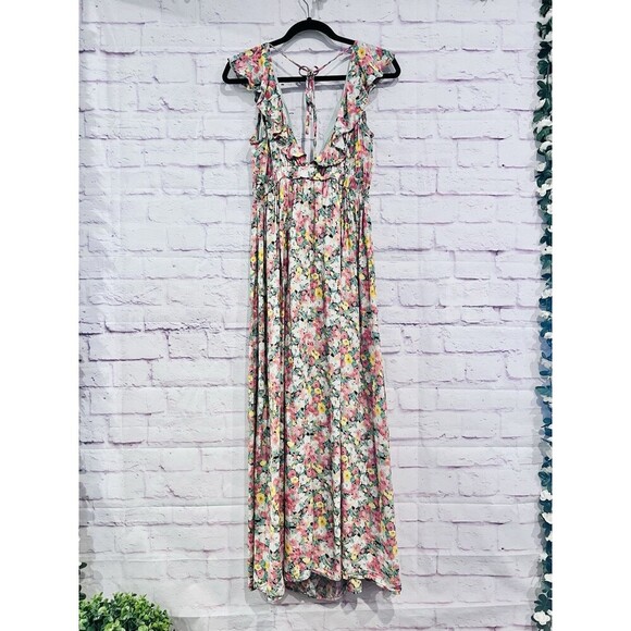 Hello Molly Floral Maxi Dress - Picture 2 of 13